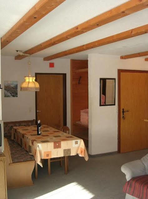 Апартаменты Haus Che D'Mot Замнаун Экстерьер фото